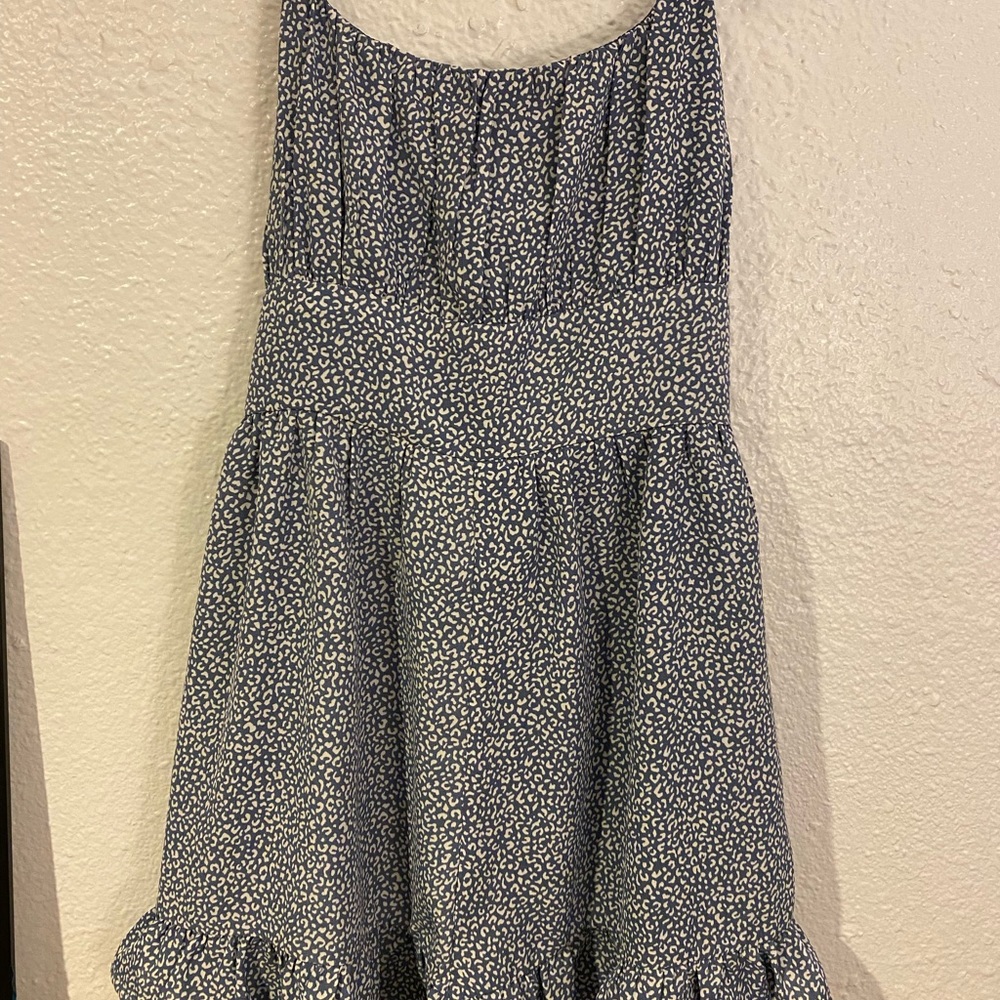 Spotted blue and white romper